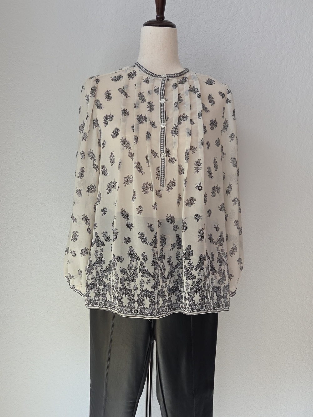 Max Studio Cream Semi Sheer Top Blouse Black Butterfly Floral Border Boho Chic